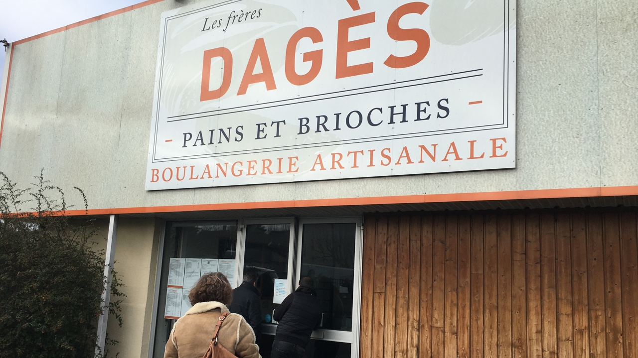 Vendeur sur le marché